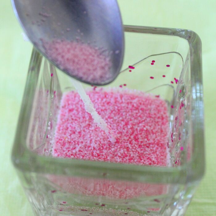 カラーサンドをいれる