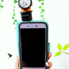 100均で発見!自撮りにピッタリなミニライト