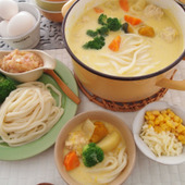 あつあつ鍋うどん!「かぼちゃシチューうどん鍋」