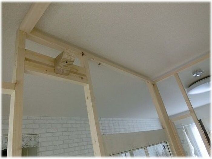 電気を取り付ける場所を作る