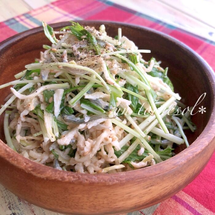 火を使わずにパパッと調理‼風邪予防に☆水菜と切り干し大根のちりめんごまサラダ