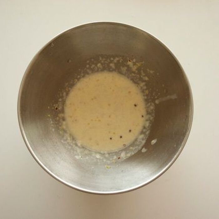 2 調味料を混ぜます。