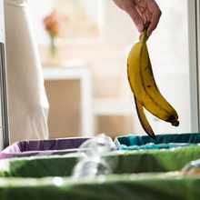 生ゴミのイヤな臭いとさよなら!簡単に出来る処理の方法とは