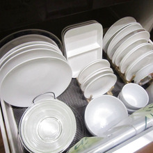 キッチン。食器は「パッと出したい! 」深い引出し→お皿は立てる!その他、食器収納のコト。