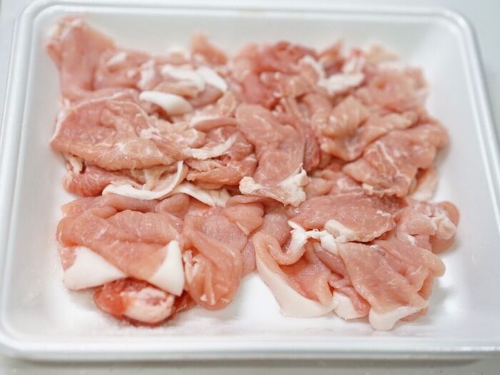 豚肉はこま切れをご用意下さい