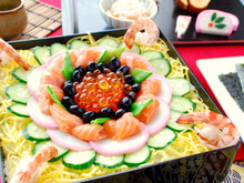 お重で盛り付け!豪華に見えるちらし寿司の作り方