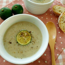 お正月明けに!体に優しいすだち香るレンコンのポタージュ