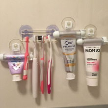 子どもの自立の第一歩⁈ 100均de鏡裏に歯磨きセット