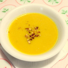 食物繊維たっぷり!かぼちゃのアーモンドポタージュ