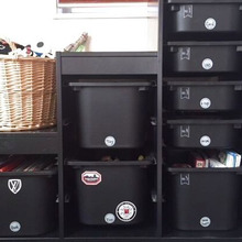 子供のオモチャはIKEAのトロファストで自分でお片づけ