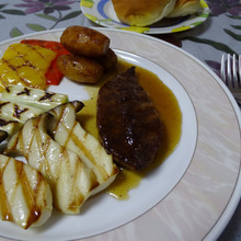 幻のお肉“みすじ”のステーキ、わさび醤油風味・・・・グリエ野菜とPomme rissole