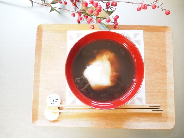 たったコレを敷くだけで?!テーブルコーデがランクアップ