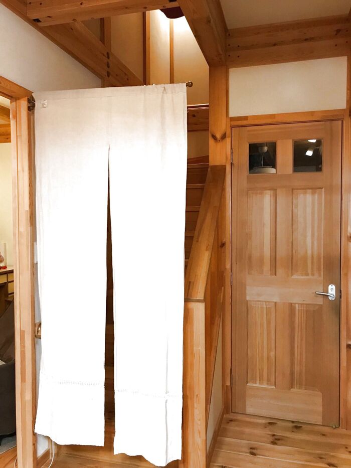 リビング階段からの冷たい冷気をシャットアウト