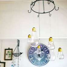 【100均DIY】シャンデリアみたいな電球型瓶オブジェ