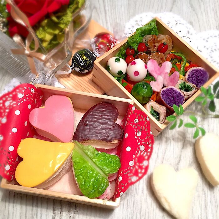 お弁当にもハートがいっぱい♥️