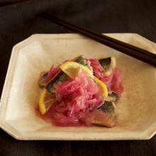 赤玉ねぎを使うとオシャレ いわしの南蛮漬け