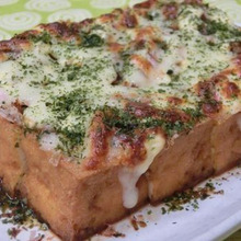 のせる順番でビックリじゅわウマ♪ 厚揚げのたこ焼き風チーズ焼き