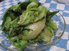 すぐ美味しい♪ 作り置きはもっと美味しい♪ 感動のやみつきレタスのナムルサラダ