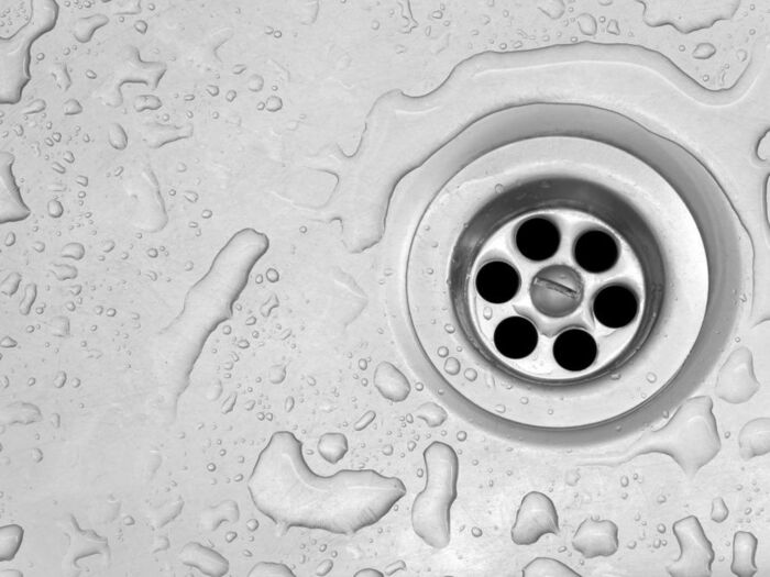 排水口の中だけじゃない!カビ対策のポイントとは?
