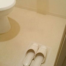 散らかるスリッパをマステで揃えられるように