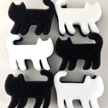 にゃぁ~という鳴き声が聞こえてきそうなかわいいネコスポンジ