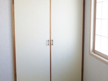 片づけ上手な人はしている!ケースを使った押入れ収納術