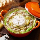 鍋うどんでぽっかぽか!「カマンベールチーズ鍋うどん」