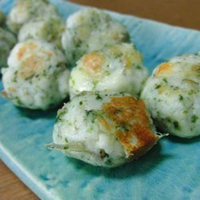 じゃこチーズ入り♪ コロコロはんぺん焼き