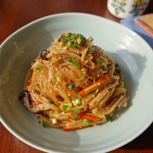 お肉なしでも旨味たっぷり!春雨の和風チャプチェ