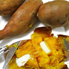 余計なものはいりません!バターのせるだけでお芋のスィーツ♪