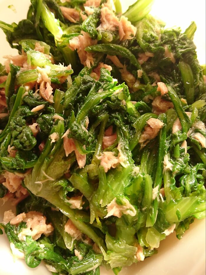 調味料一つだけ!白だしで作るおかず★ツナと菊菜の簡単和え物