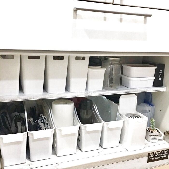 【100均収納】セリア&ダイソーで食器棚下をスッキリ収納♡