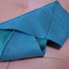 超シンプル☆ 入れる物によって表情ガラリ♪ フェルト2枚で2wayポーチ