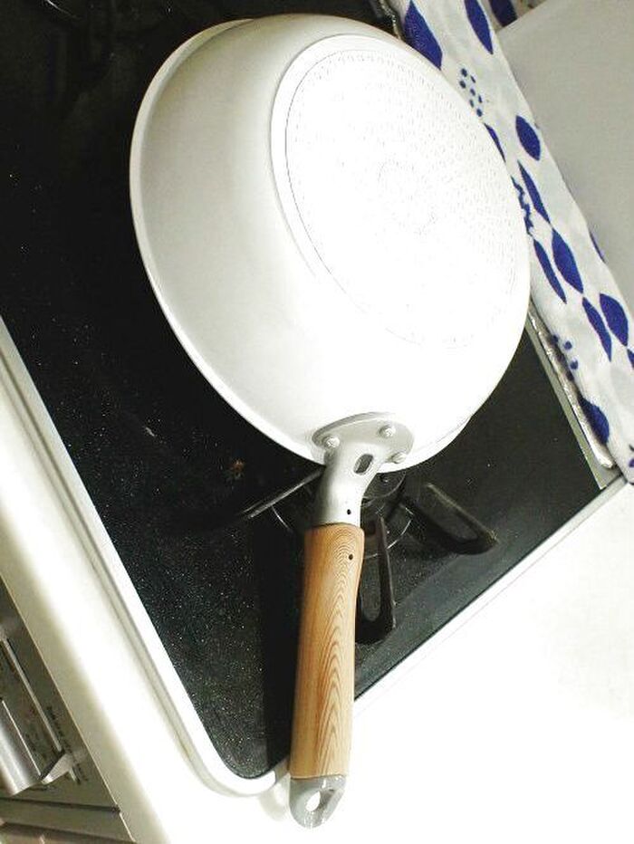 フライパン選び★ずぼらな私にピッタリのニトリのチタンコート フライパン