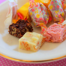 柿の種入り☆一口チョコレート