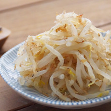 ダイエットメニュー!ピリッと辛い!もやしとおかか和え