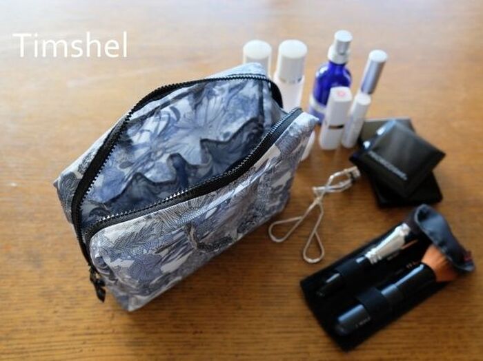 ラミネート生地で作る「理想の化粧ポーチ」