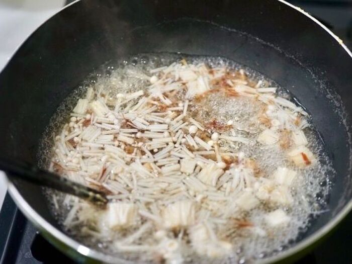 餡を途中まで作っておきます