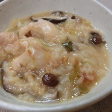 炊飯器で一発☆ とろとろほろほろうま味凝縮♪ 手羽元で参鶏湯粥