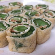 じゅわっと出汁が広がります♪ 小松菜の油揚げ巻きおひたし