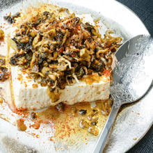 おうち居酒屋にお勧め!超簡単なのに美味しい「冷奴の高菜カリカリちりめん乗せ」