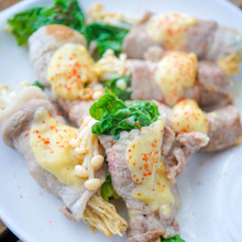 菜の花とえのきの豚肉巻き!レンジで簡単レモン塩で酢味噌風ソース