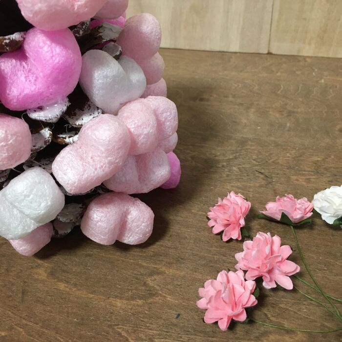 ペーパーフラワーも可愛い