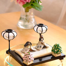 陶器のちいさなお雛さまを華やかに飾る術