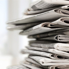 新聞紙はそのまま捨てずに活用しよう!濡れ新聞で掃除をエコで簡単に♪