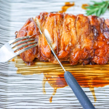 とりのむね肉のハッセルバック風!NEW生姜焼き