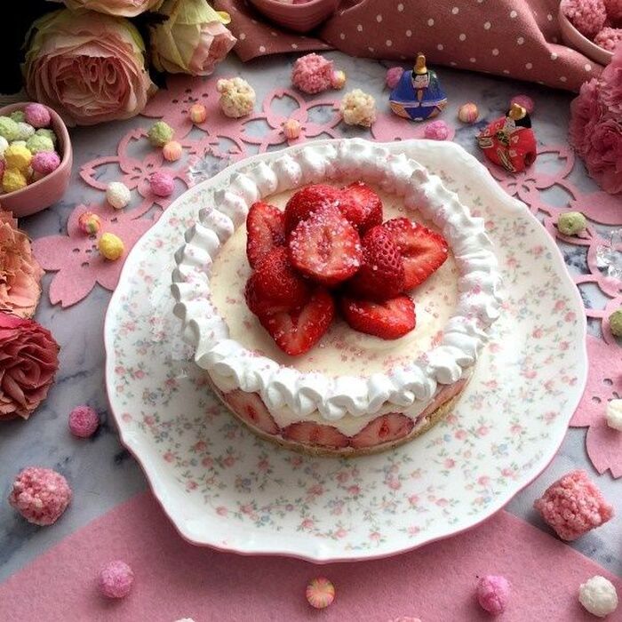 いちごがごろんとたっぷり~♪マスカルポーネのムースケーキ