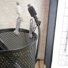 スッキリ!【クリップ付き・充電コード】100均クリップを付けるだけ。これでストレスが解消されました!