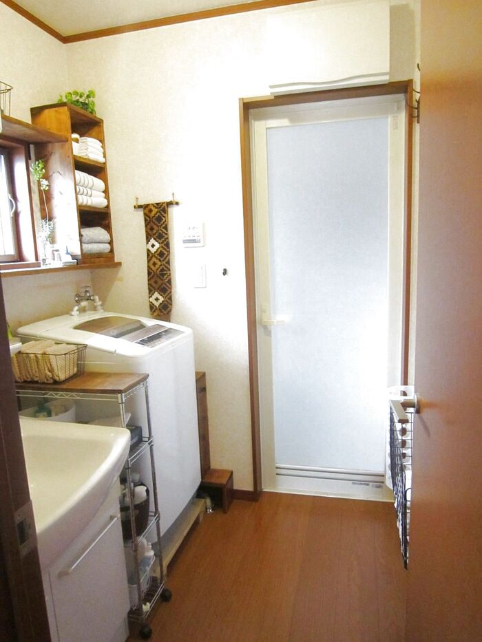 DIY「すき間収納」洗濯機の奥に「隠せて・引き出せて・スッキリ!」脱衣所カスタマイズシリーズ:その④