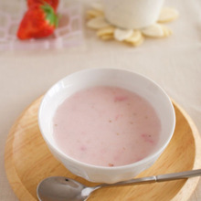 簡単、やさしい味わい いちごミルクプリン